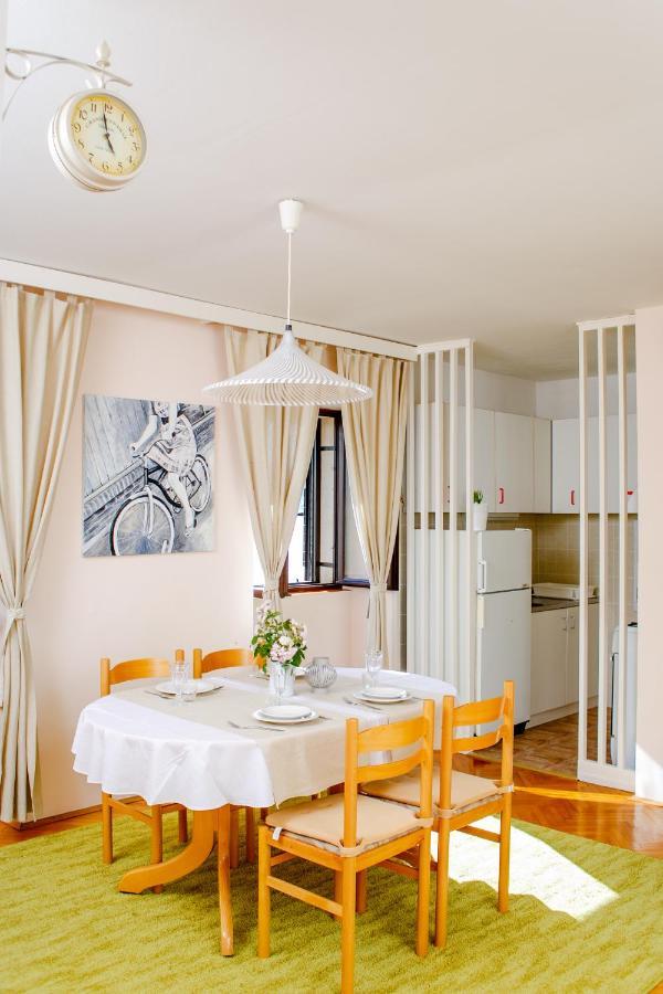Apartman Uz More Vis Exterior foto
